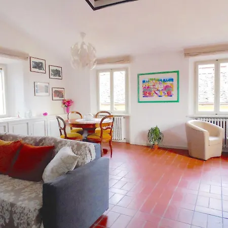 Casa Silvia Lägenhet Lucca