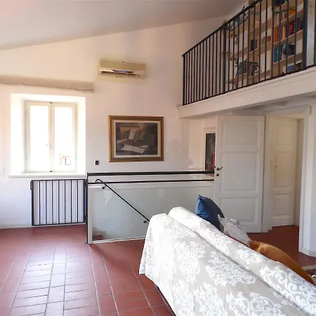 Casa Silvia Lucca